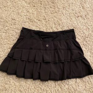 Lululemon Black Ruffled Skirt